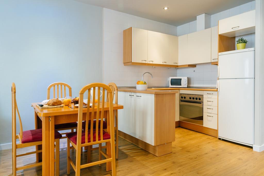 Barcelona Urban Apartments Екстер'єр фото
