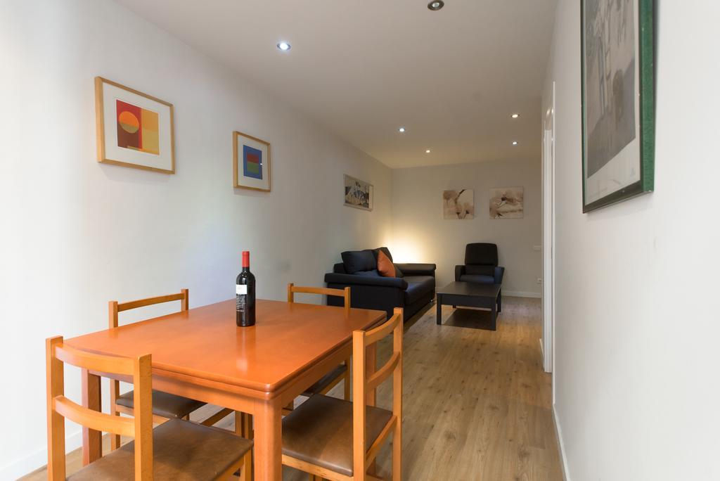 Barcelona Urban Apartments Екстер'єр фото