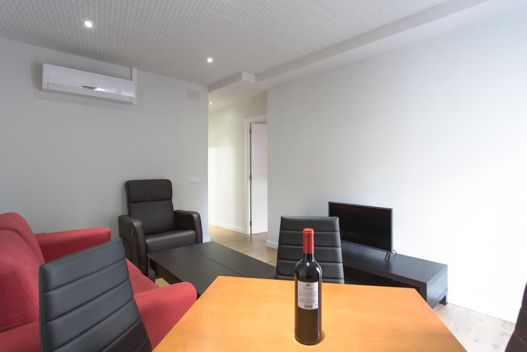 Barcelona Urban Apartments Екстер'єр фото